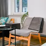 Perfect For 5 Guests - Netflix - Parking - - Smart *