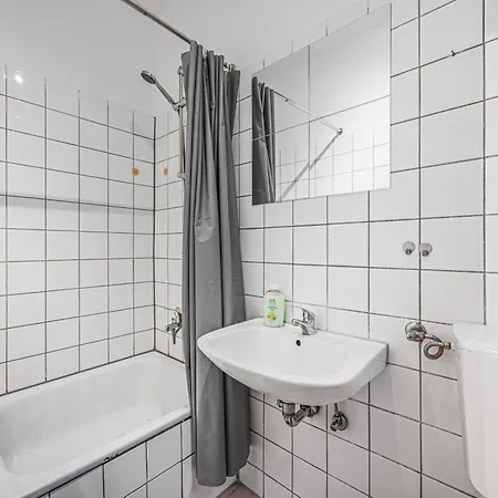 アパート Perfect For 5 Guests - Netflix - Parking - - Smart