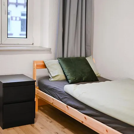 Perfect For 5 Guests - Netflix - Parking - - Smart アパート ドゥイスブルグ