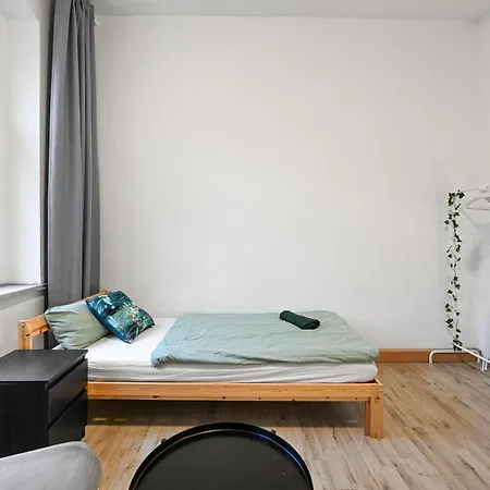 Perfect For 5 Guests - Netflix - Parking - - Smart * ドゥイスブルグ