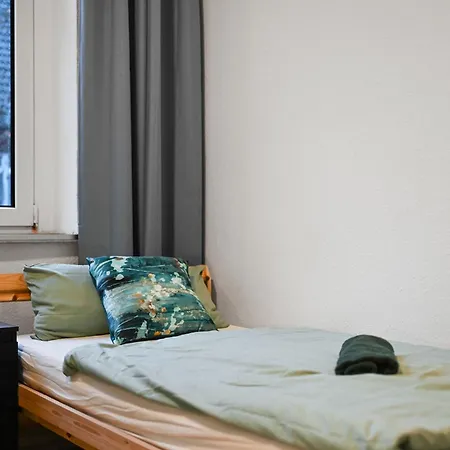 Perfect For 5 Guests - Netflix - Parking - - Smart * ドゥイスブルグ